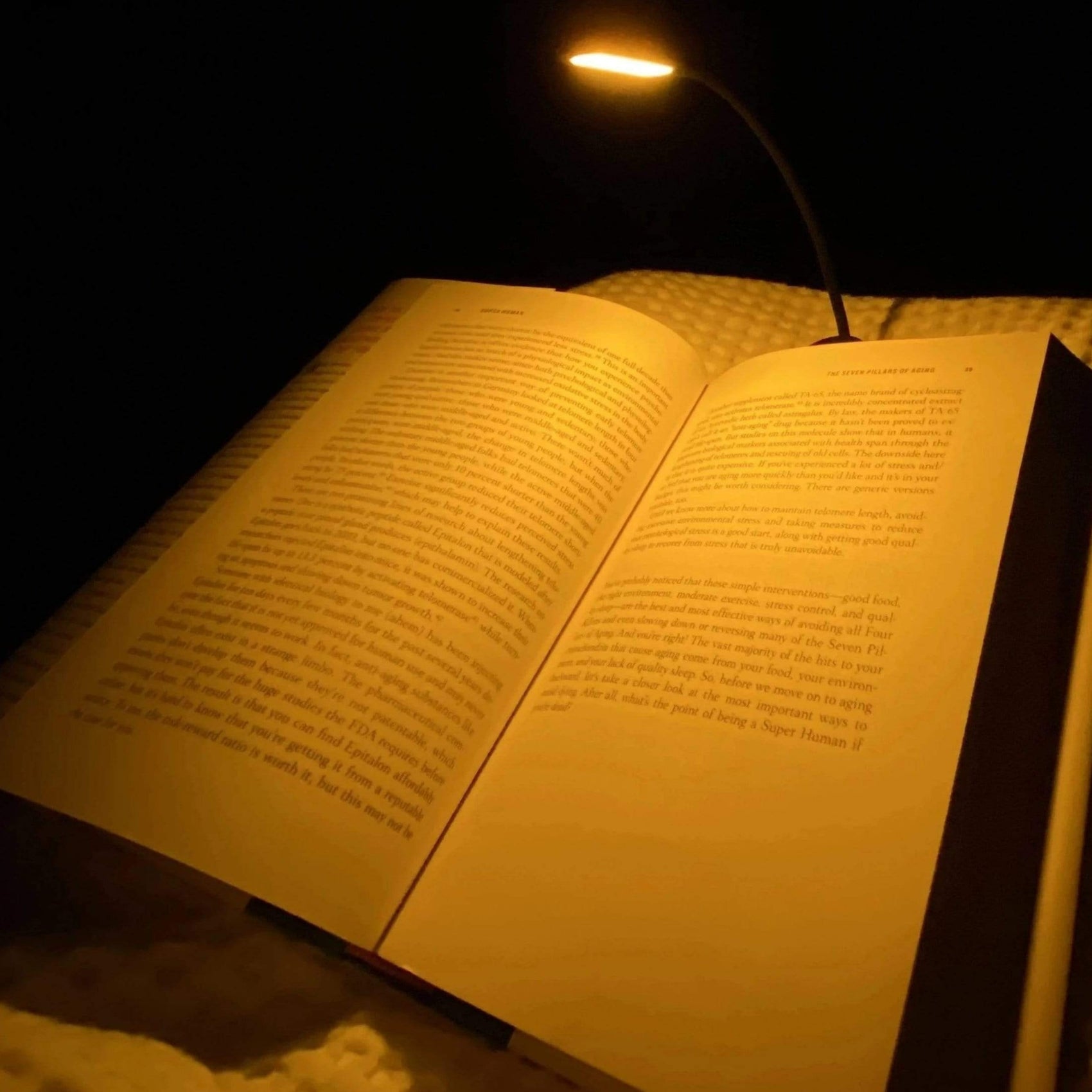 Blue Light Blocking Amber Book Light BlockBLueLight